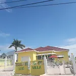 Leo Villa