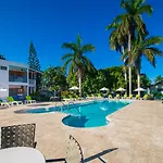 Toby\'S Resort