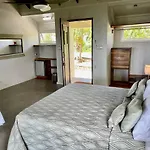 Waterfield Villa