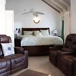 Vickitini Beachfront Resort