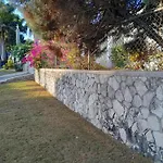 Chaudhry House Montego Bays- 2Nd Floor Apt