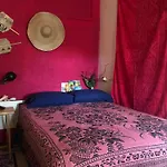 Bnb Somom Mobay Lodging