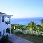 Pink Rock Inn Bed And Breakfast