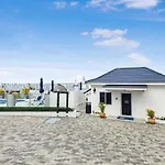 Hospitality Expert Bts 5 - Pool Beach & Bar