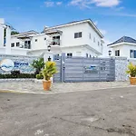 Hospitality Expert Bts 4 - Pool Beach & Bar