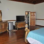 Steel Love Villa