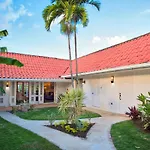 Sunspot Villa