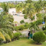 Dolphin Beach Suite