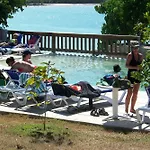 Rhodes Beach Resort Negril