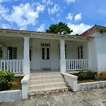 Port Antonio Inn Hostel