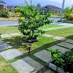 Zade\'S Vacation Home