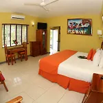 Seastar Inn