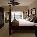 Sandals Grande Riviera Beach & Villa Golf Resort