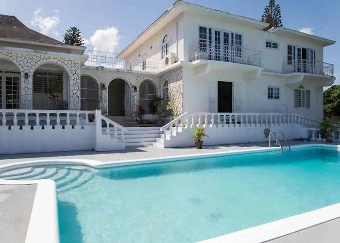 Hatfield South Villa