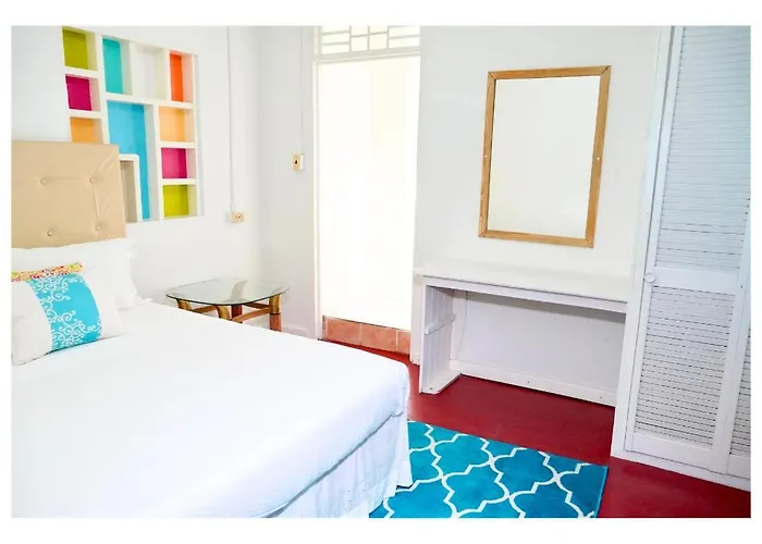 Shades Of Summer Apartments In Negril With Kitchen