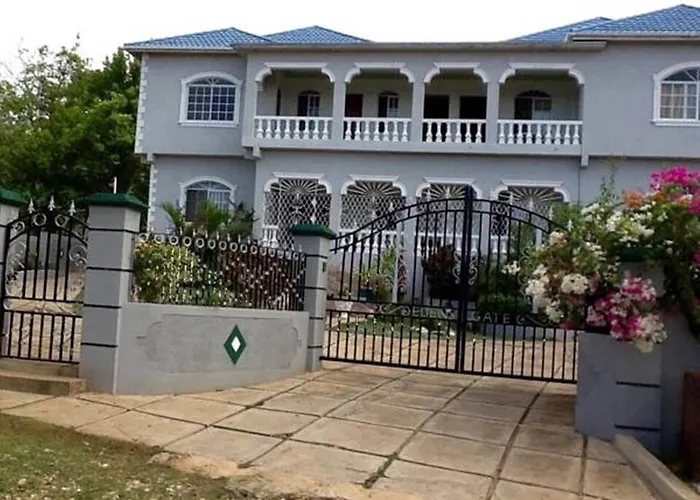 Edens Gate