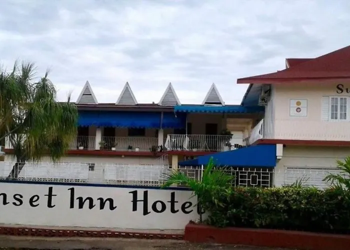 Sunset Inn Apartment Hotel