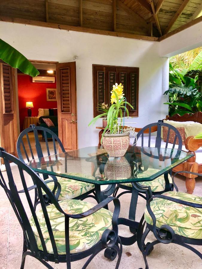 Bed & Breakfast The Blue House Boutique Bed & Breakfast Ocho Rios