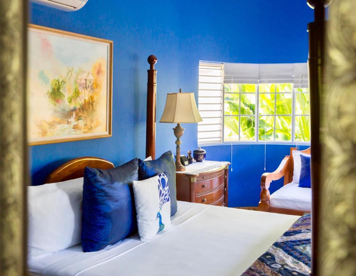 The Blue House Boutique Bed & Breakfast Bed & Breakfast 5*