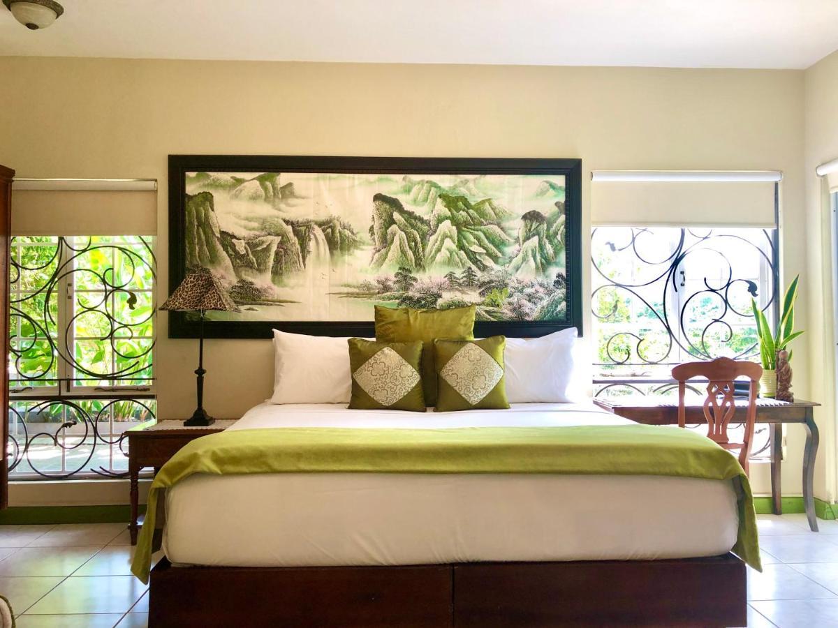 The Blue House Boutique Bed & Breakfast Ocho Rios