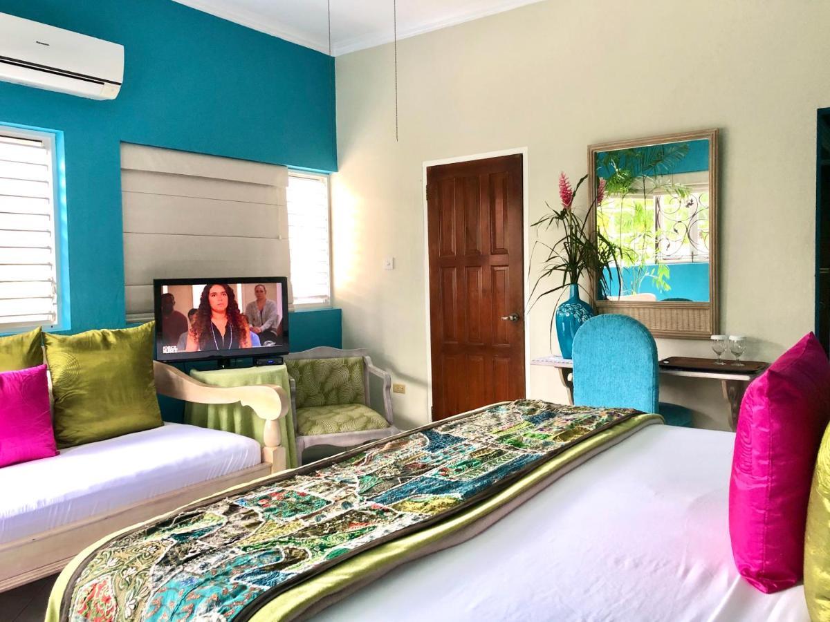 Bed & Breakfast The Blue House Boutique Bed & Breakfast