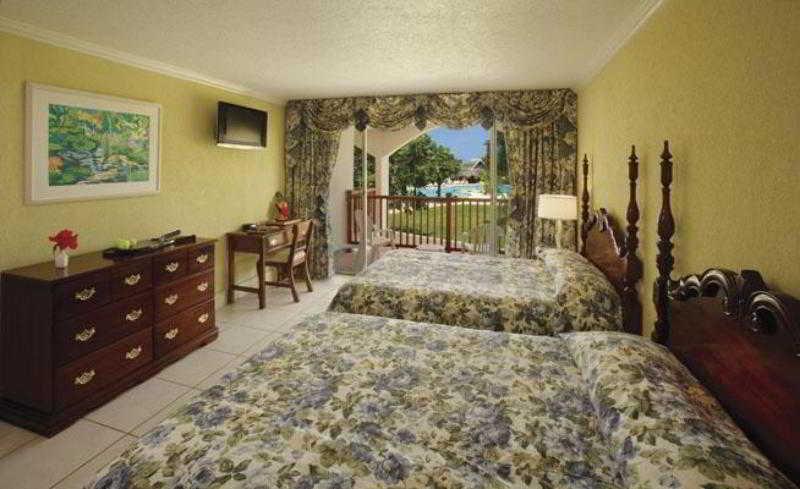 Jewel & Waterpark 4*