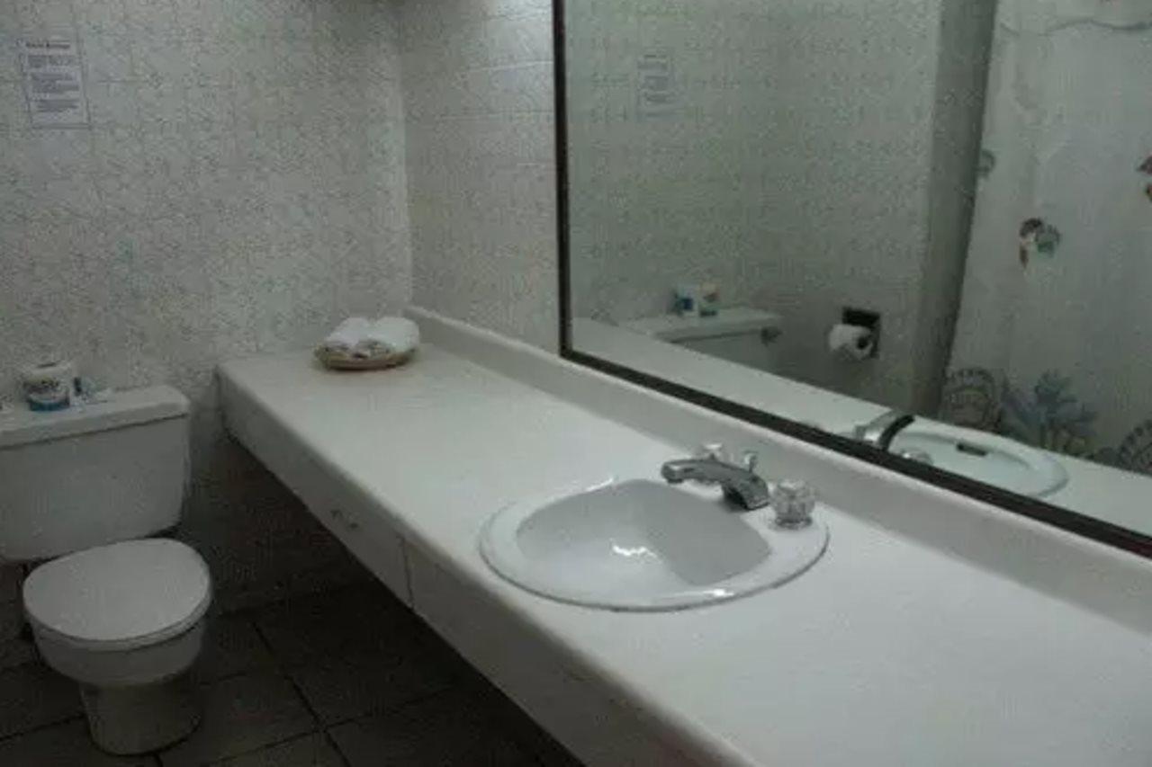 Crystal Ripple Beach 2* Ocho Rios