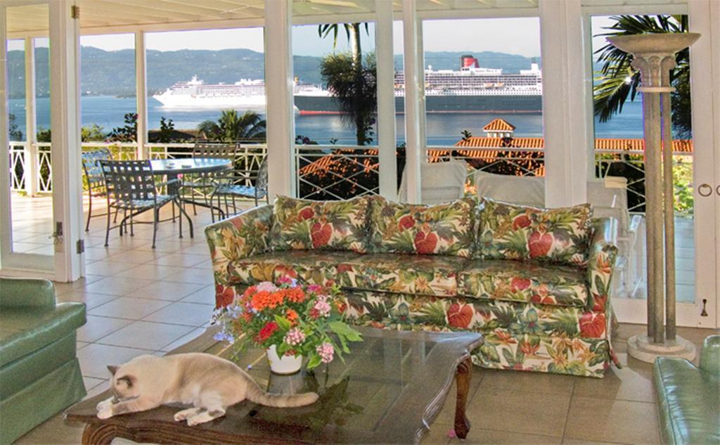 Polkerris Bed & Breakfast Montego Bay