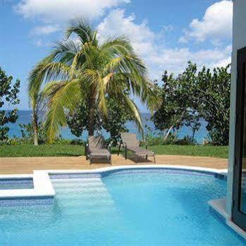 Little Waters On The Cliff Villa *