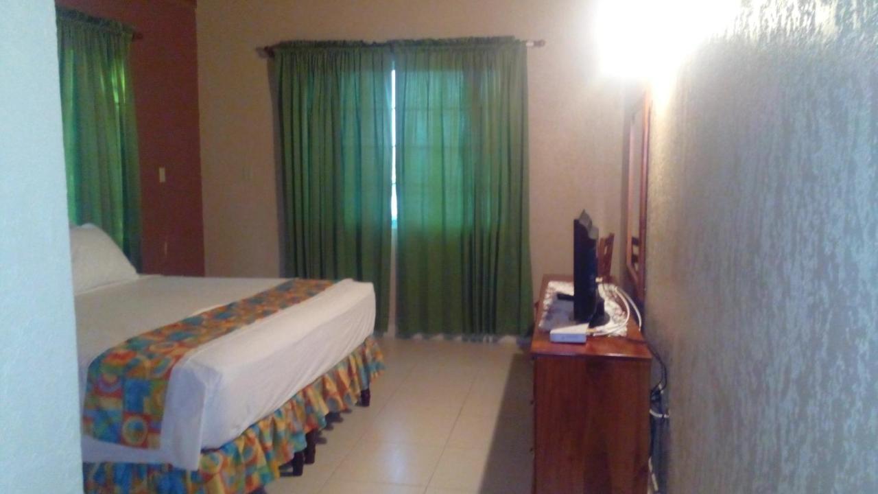 Casa de hóspedes Palm Bay & Restaurant Montego Bay