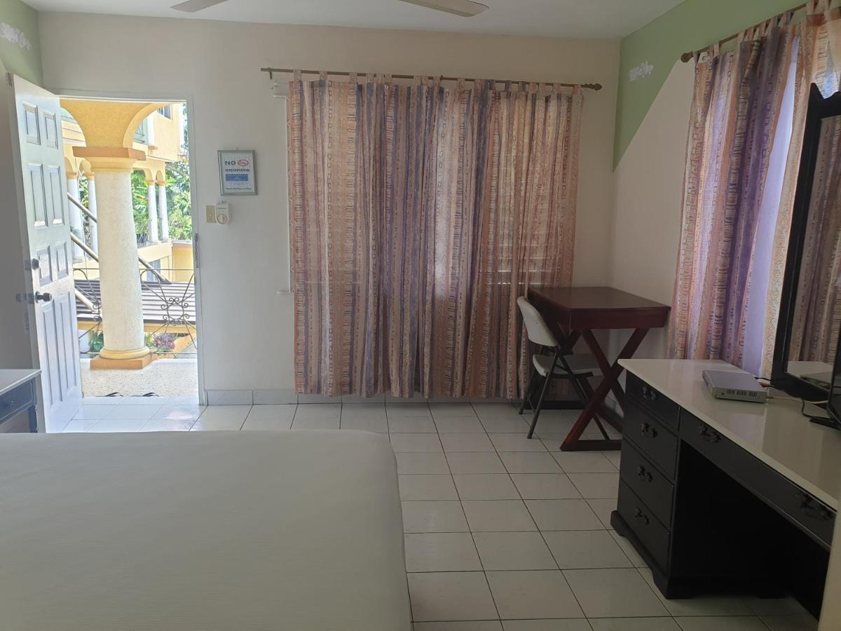 Palm Bay & Restaurant Casa de hóspedes Montego Bay