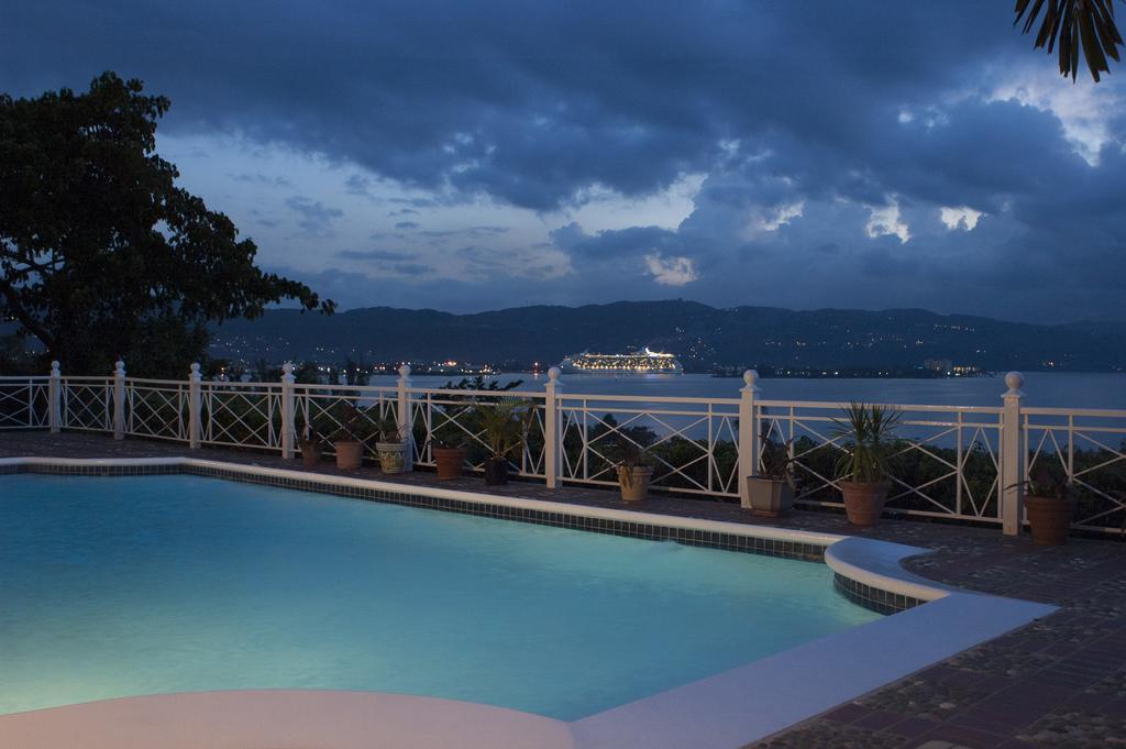 Polkerris Bed & Breakfast Montego Bay