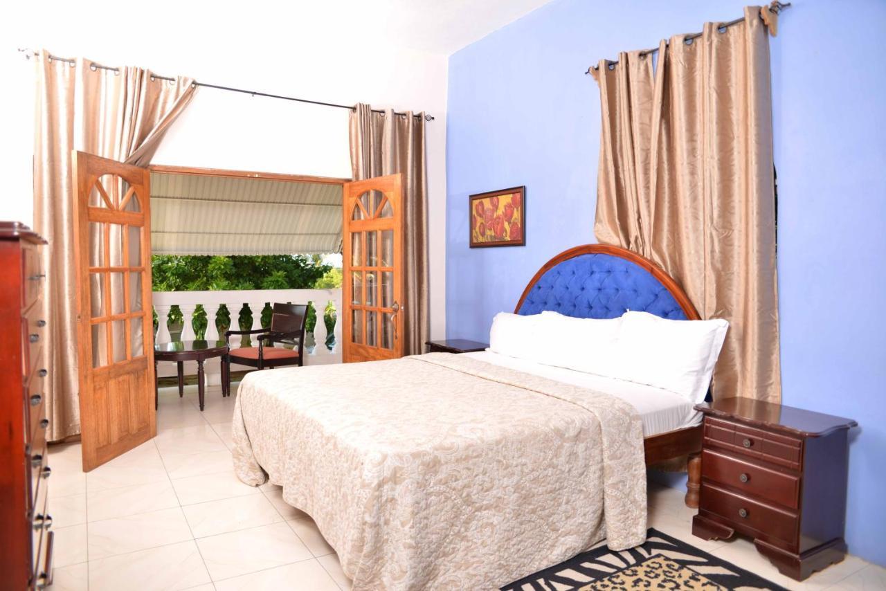 Chateau Margarita Ja Guest house *