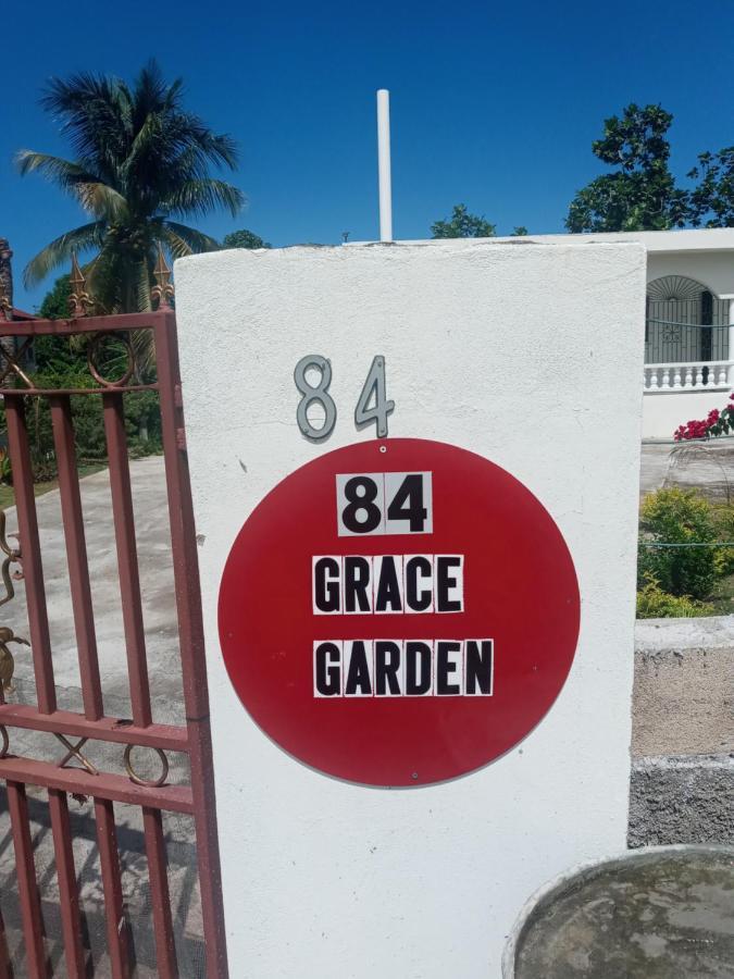 Bed & Breakfast Grace Garden