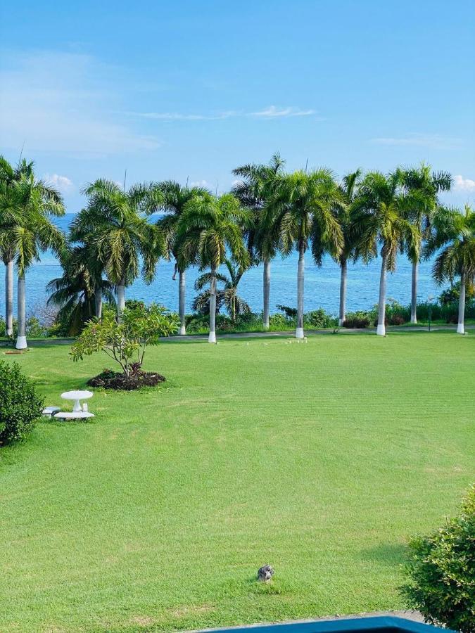 Seacastle Deluxe Guest house *