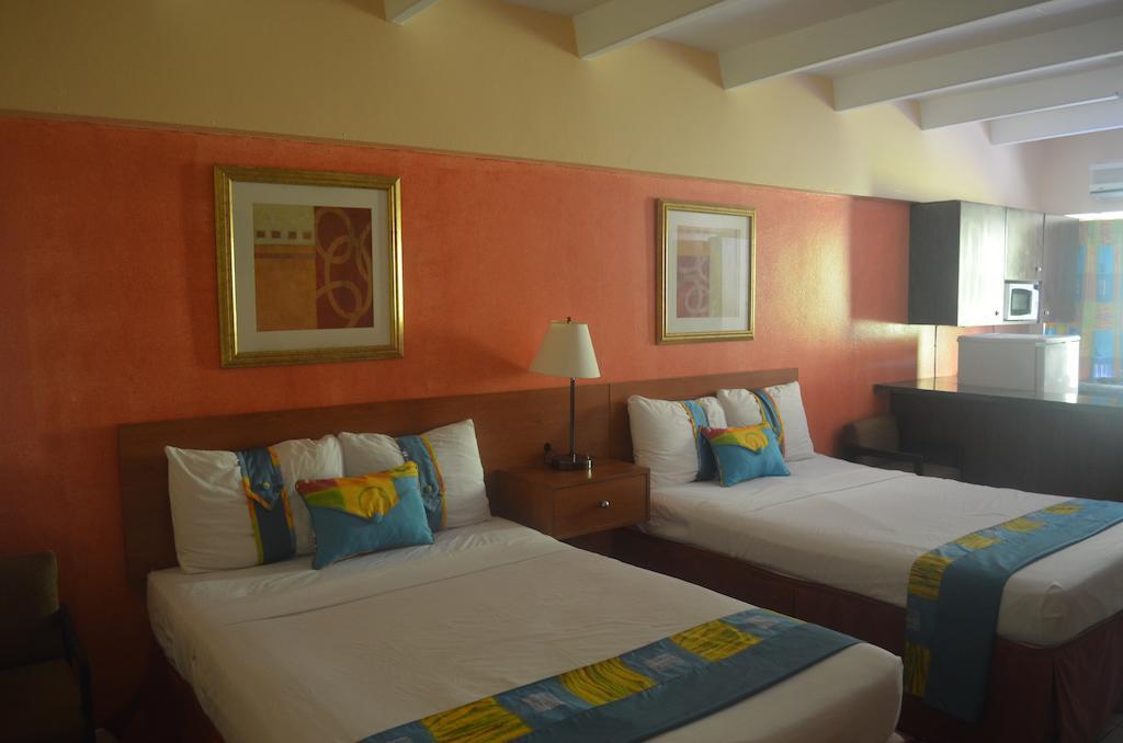 Suites Hotel