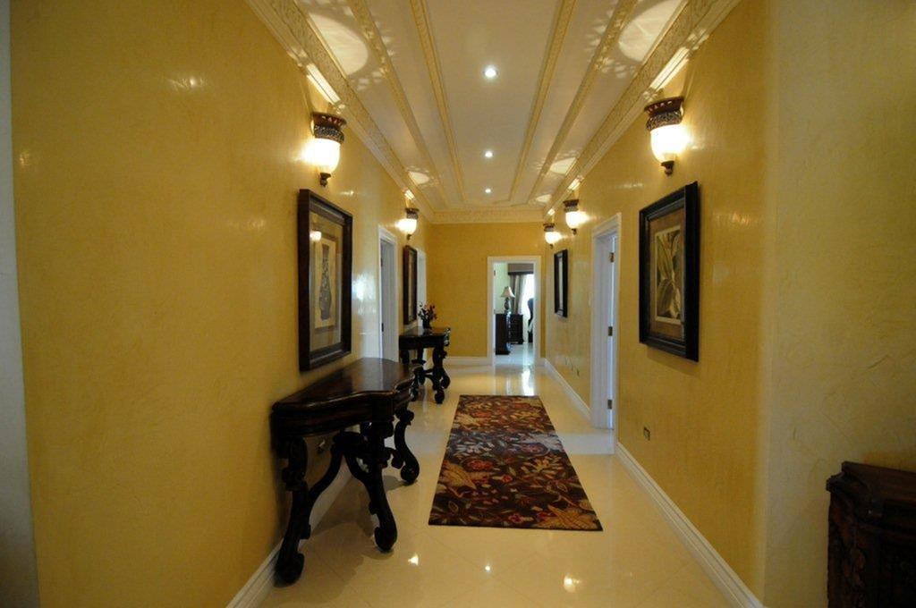Genesis Sheer Elegance Hotel Saint James