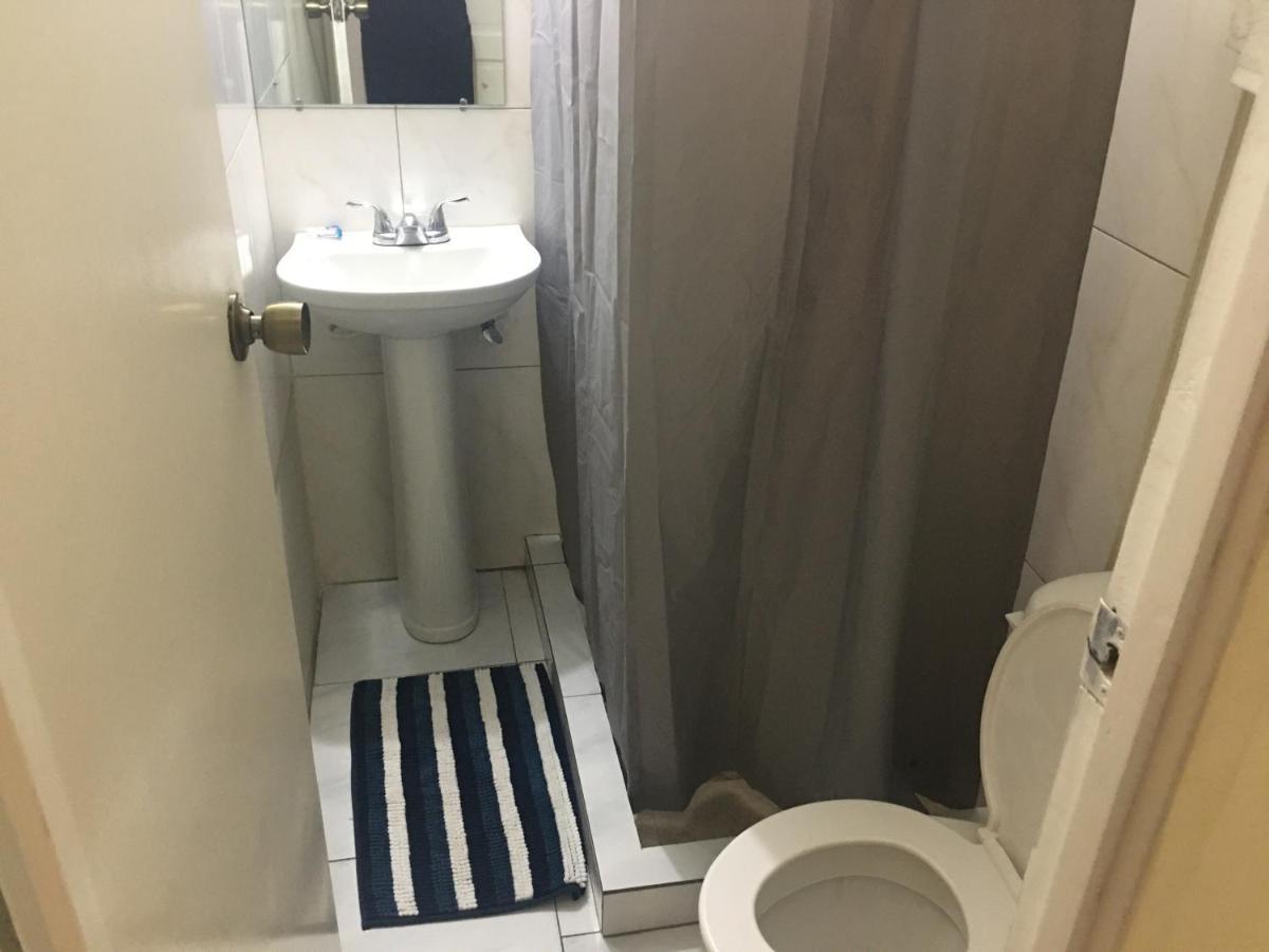 Bed & Breakfast Pogas Limited Kingston