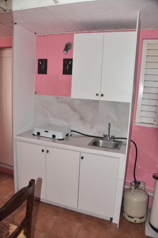 Barbican Cozy Flat At Dillsbury Kingston