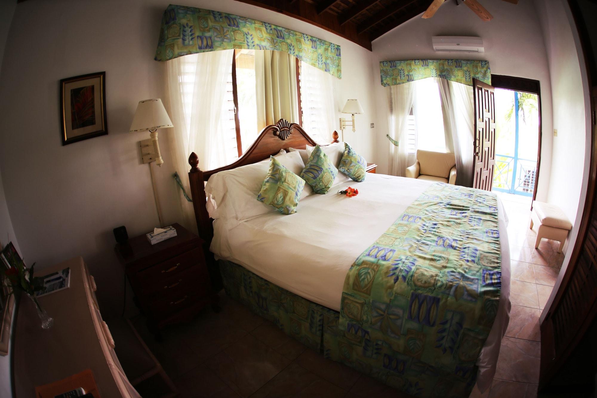 Treehouse 3*