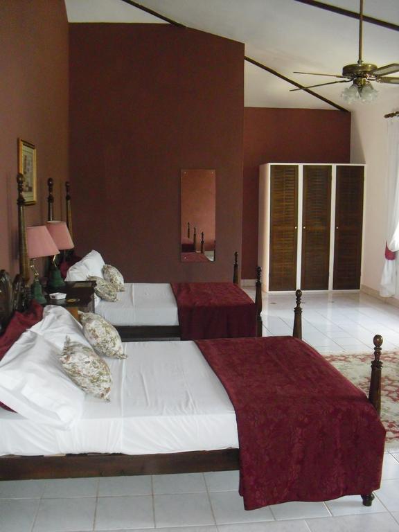 Tamarind Great House Hotel 3*