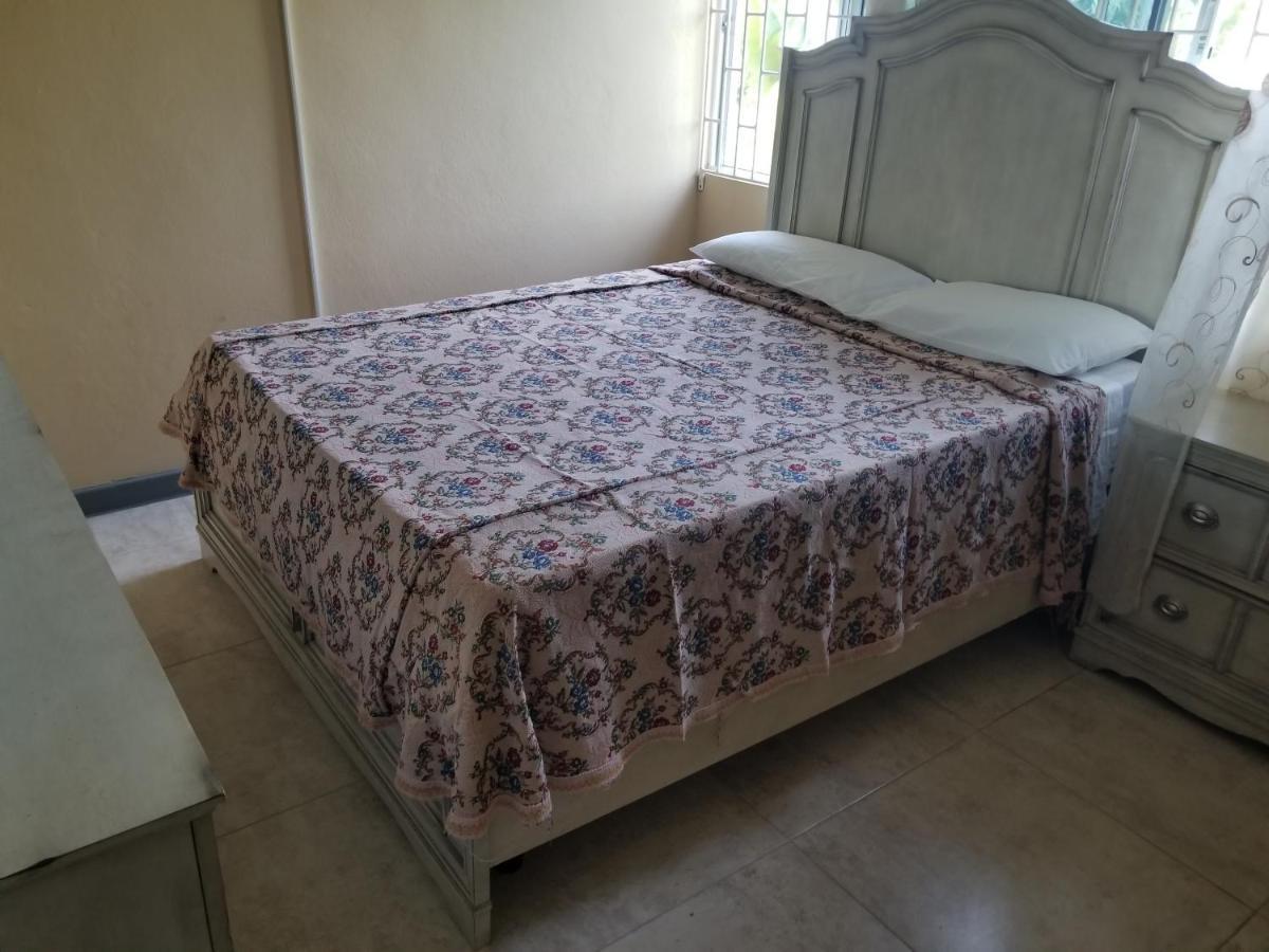 Chaudhry House Montego Bays- 2nd Floor Gasthof Montego Bay