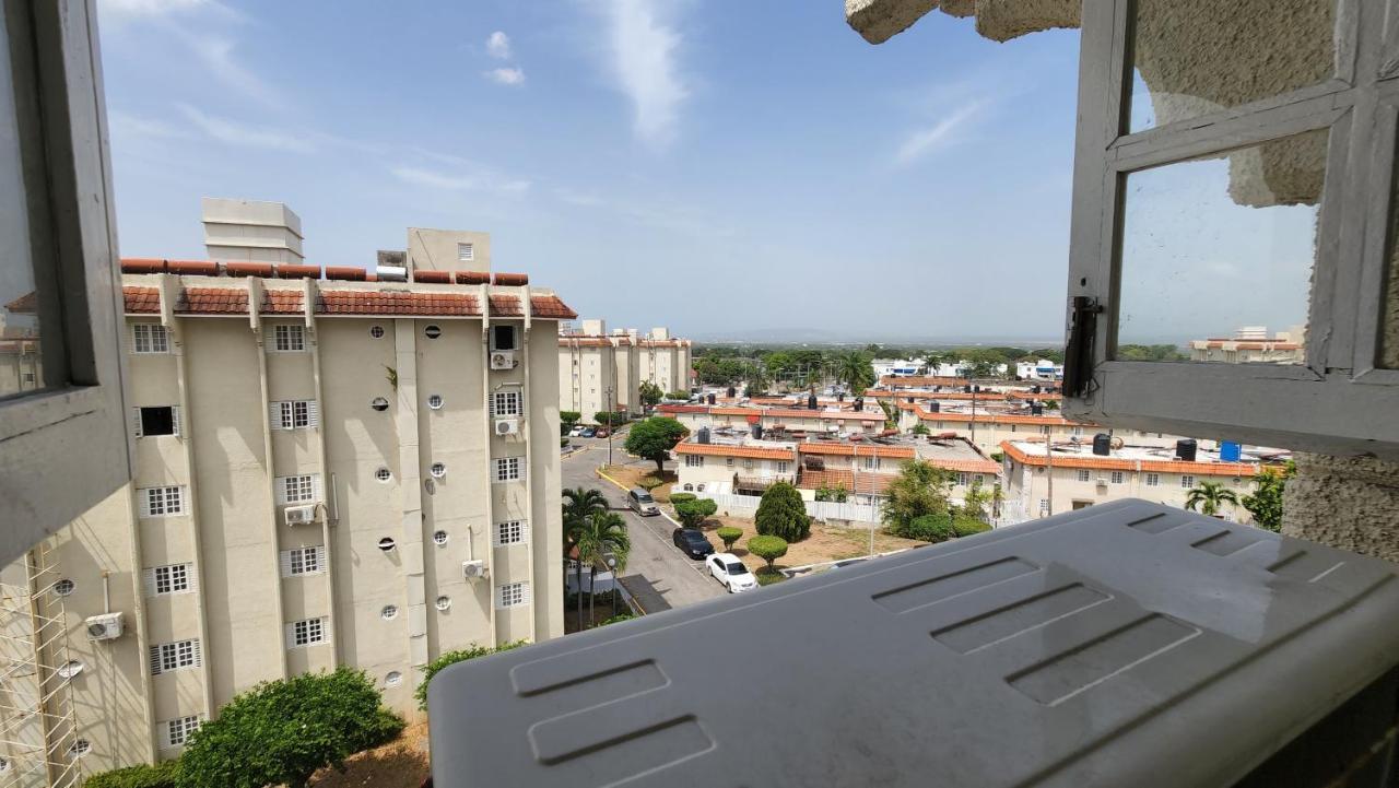 Oaklands Oasis Apartment Kingston