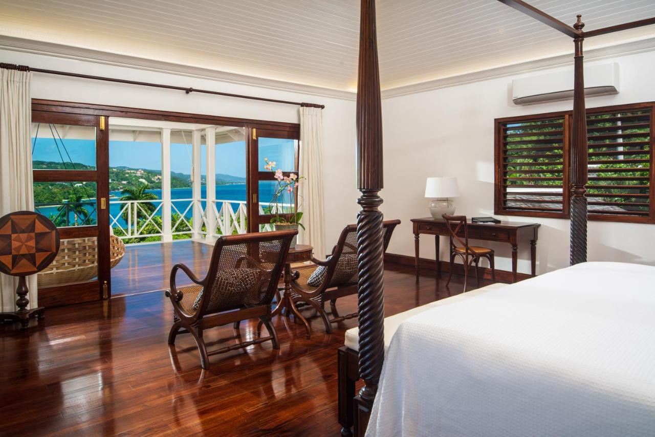 Resort Round Hill & 5*