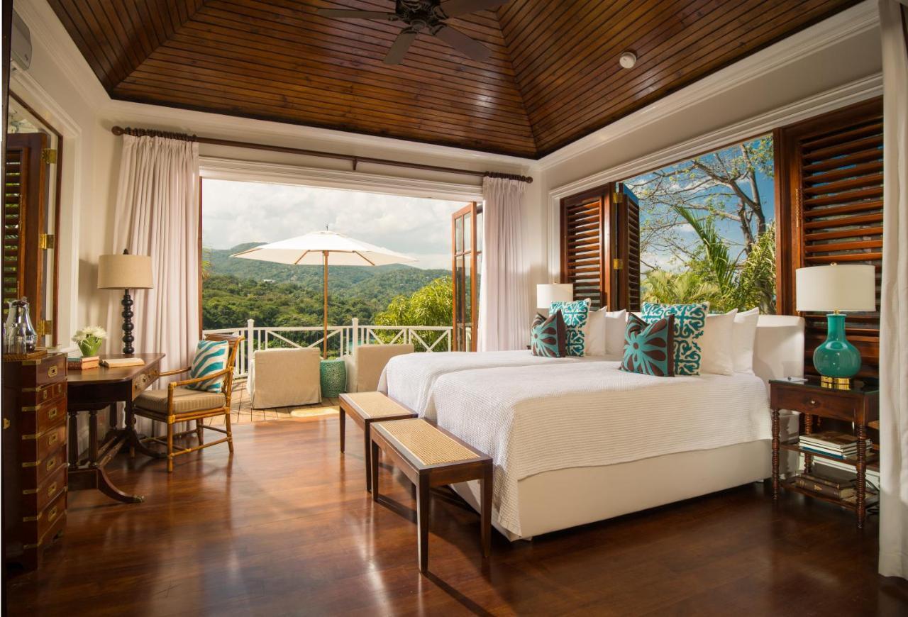 Round Hill & Resort 5*