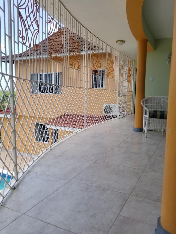 Gasthof Chaudhry House Montego Bays- 2nd Floor *