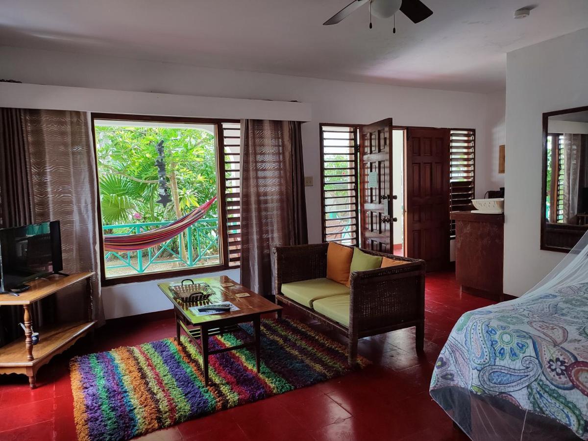 Ltu Garden Hotel 3*