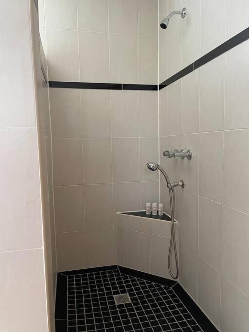 Spring Garden Mobay Luxurious Apartamento Montego Bay