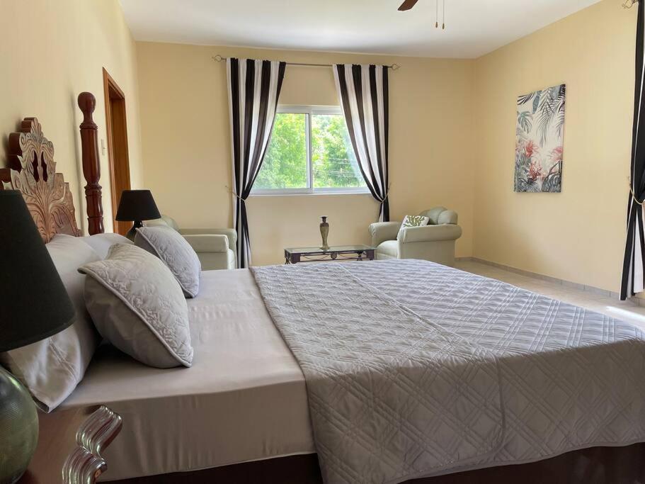 Spring Garden Mobay Luxurious Apartamento *