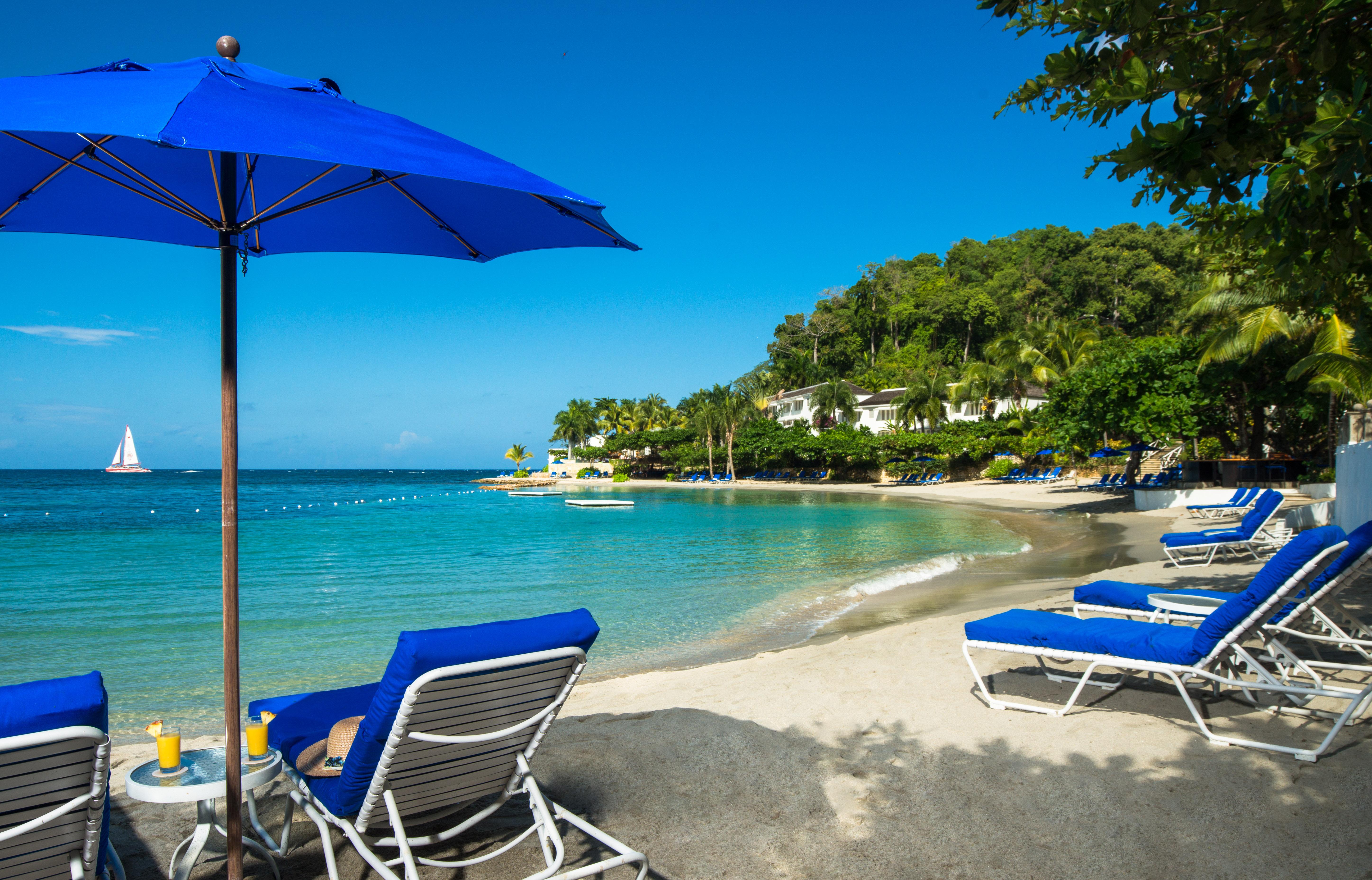 Round Hill & Resort 5*
